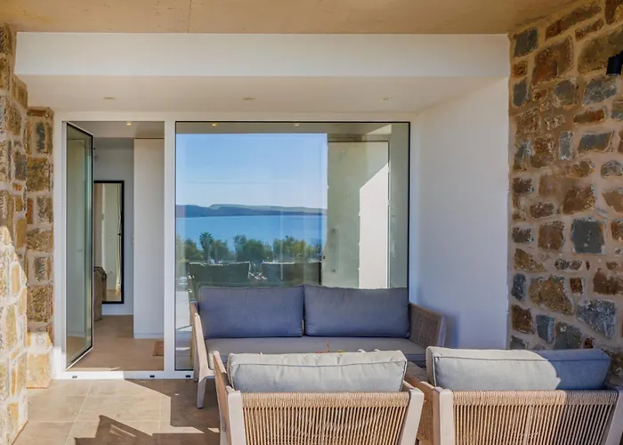 Penthouse With Private Pool, Sauna & Seaview Вилла