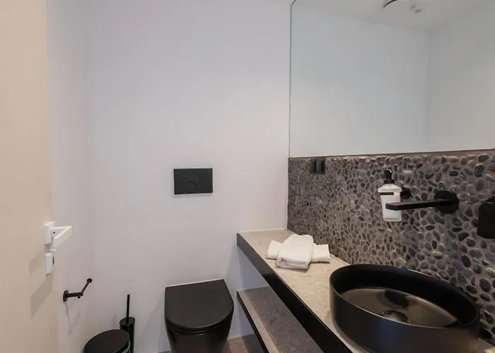 Penthouse With Private Pool, Sauna & Seaview * Гиалова