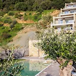 Penthouse With Private Pool, Sauna & Seaview Gialova
