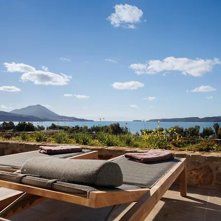 Penthouse With Private Pool, Sauna & Seaview *