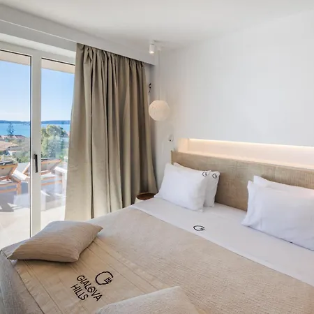 Penthouse With Private Pool, Sauna & Seaview 빌라 지아로바