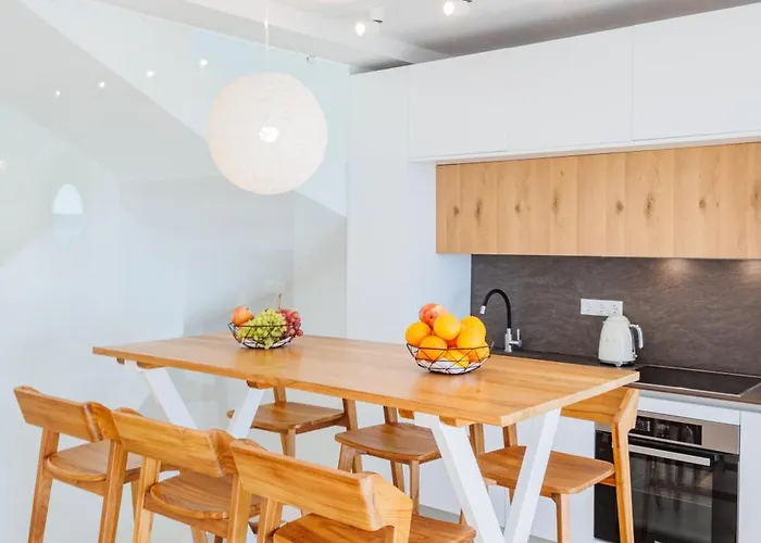 Penthouse With Private Pool, Sauna & Seaview 别墅 *