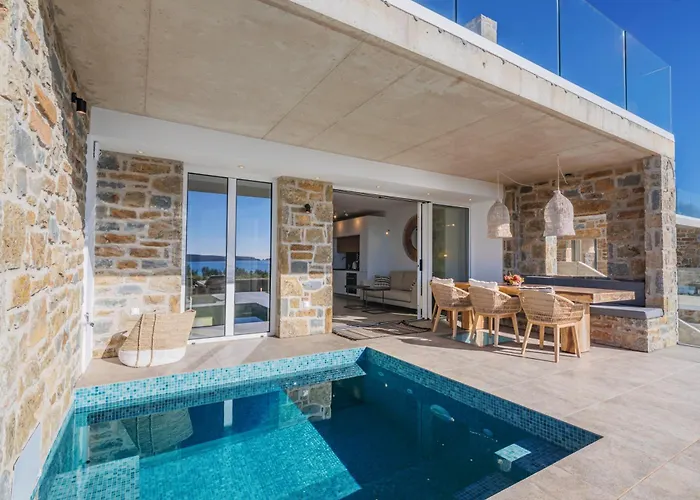 Penthouse With Private Pool, Sauna & Seaview 빌라 지아로바